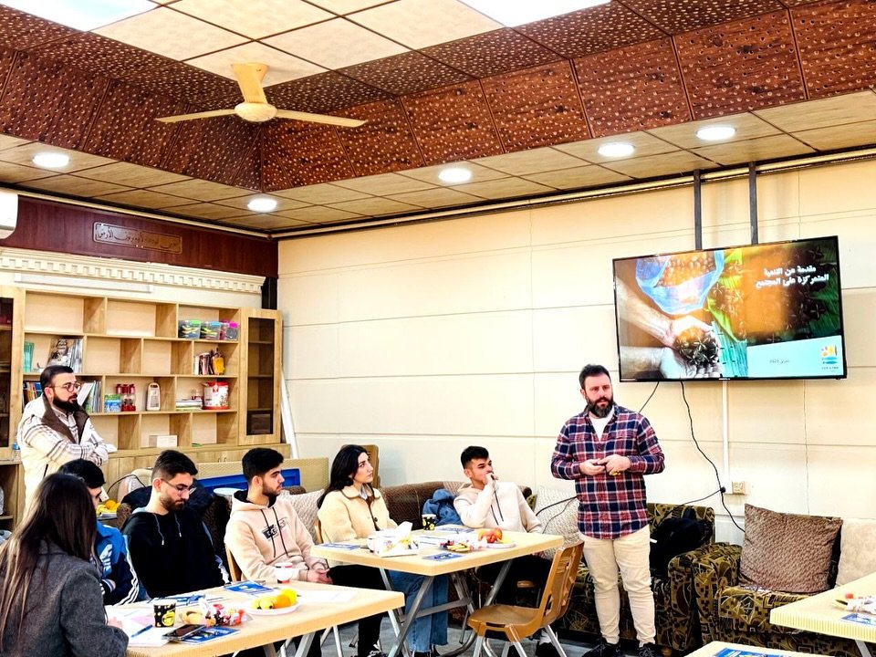 Participants in the Qaraqosh volunteer training